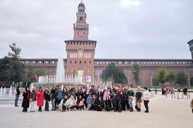 tour image