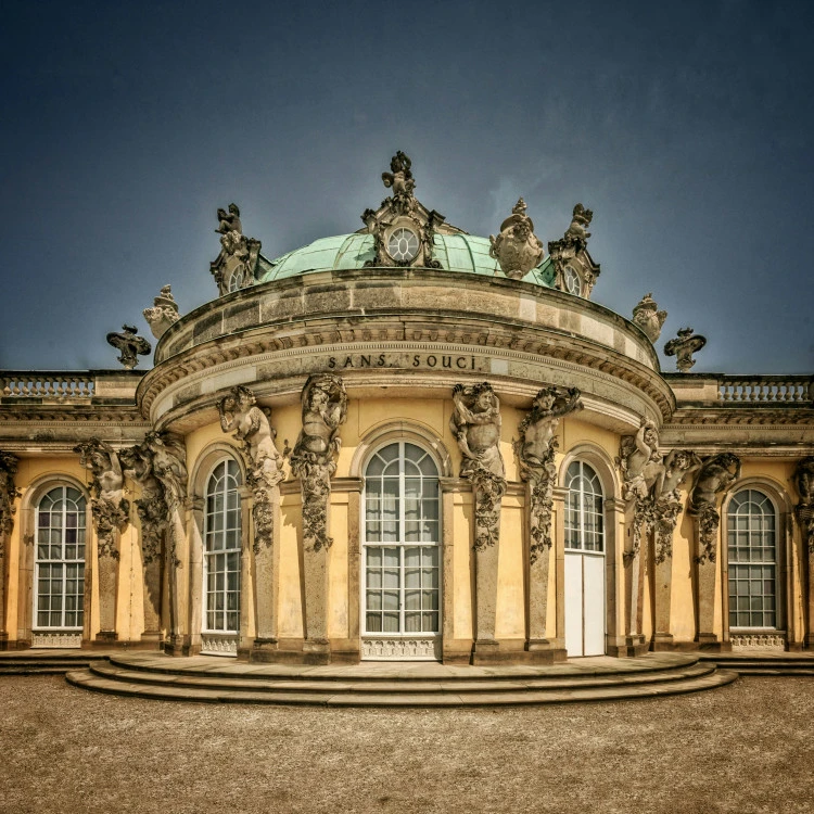 tour image