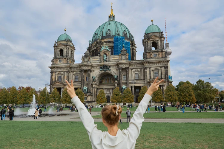 tour image
