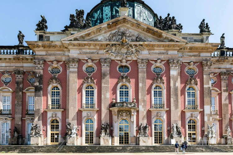 tour image