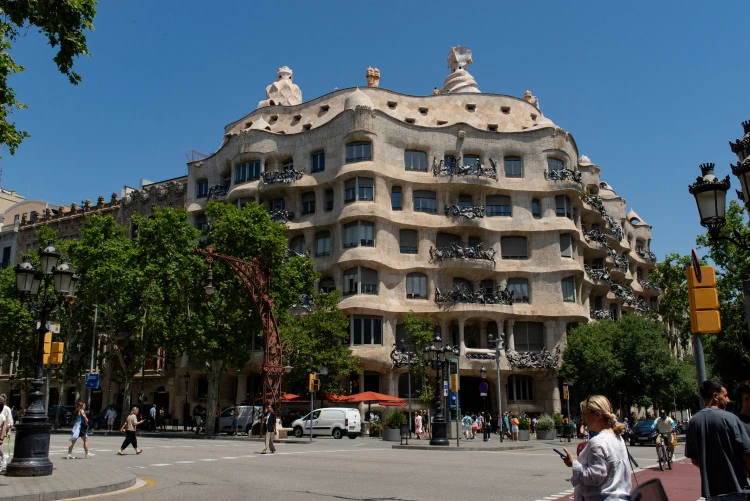 tour image