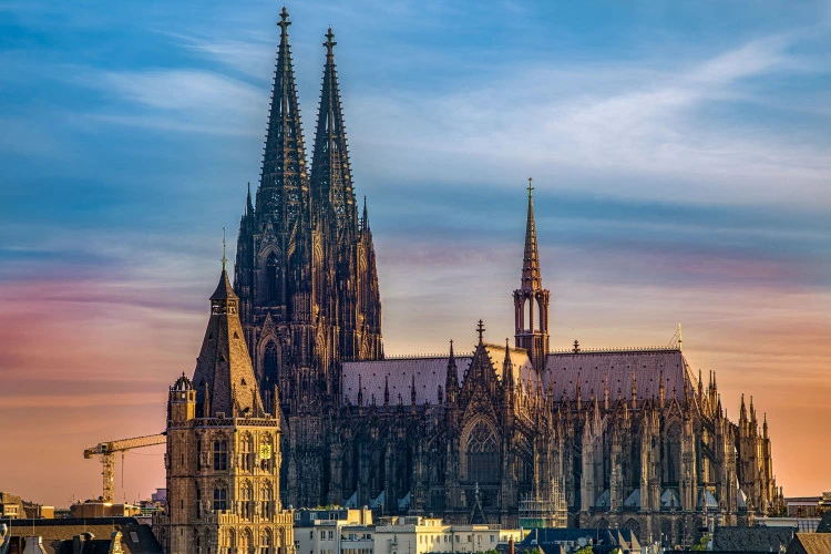 tour image
