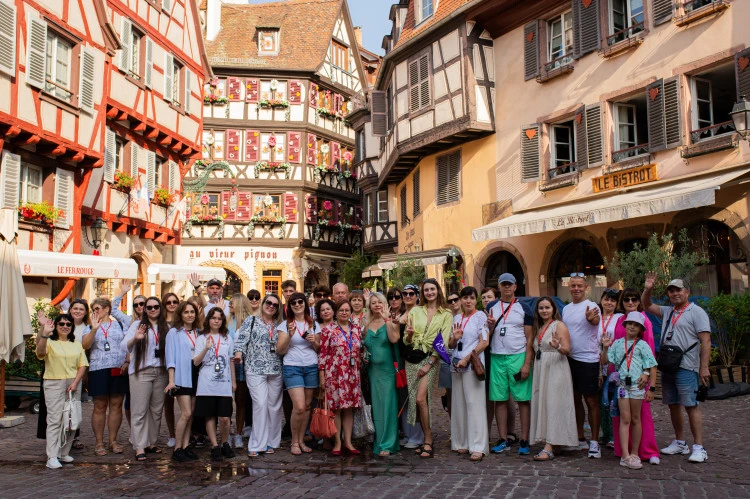 tour image