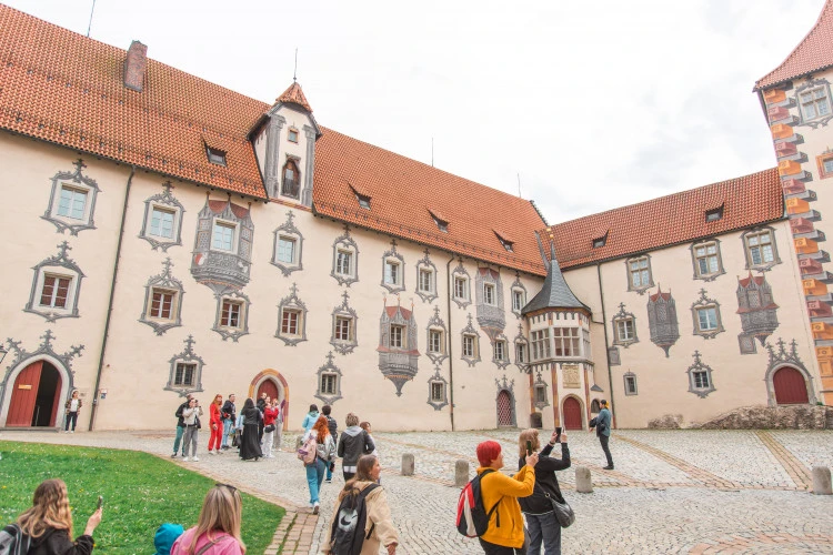 tour image