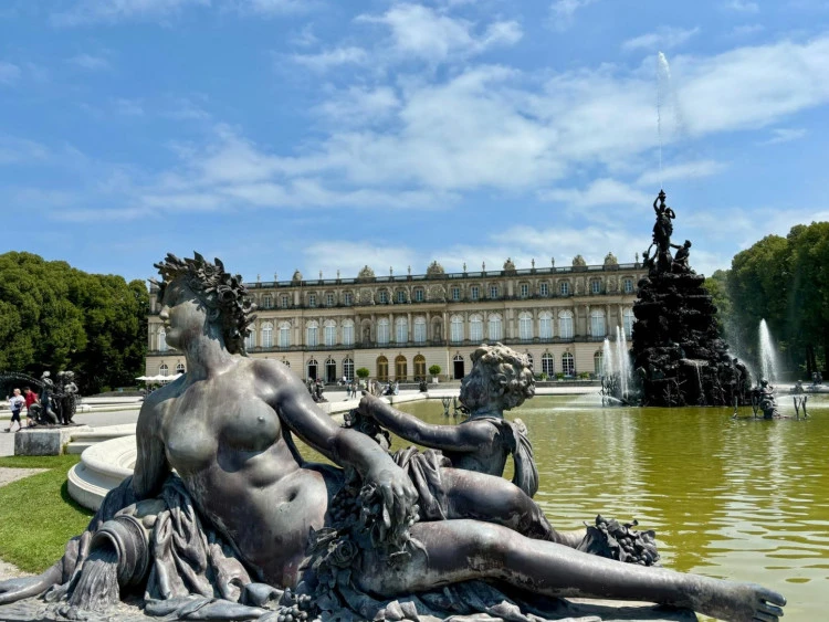 tour image