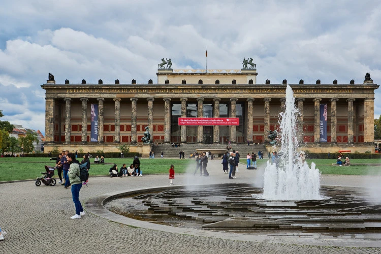 tour image