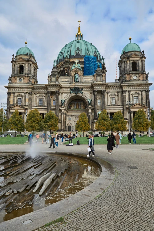 tour image