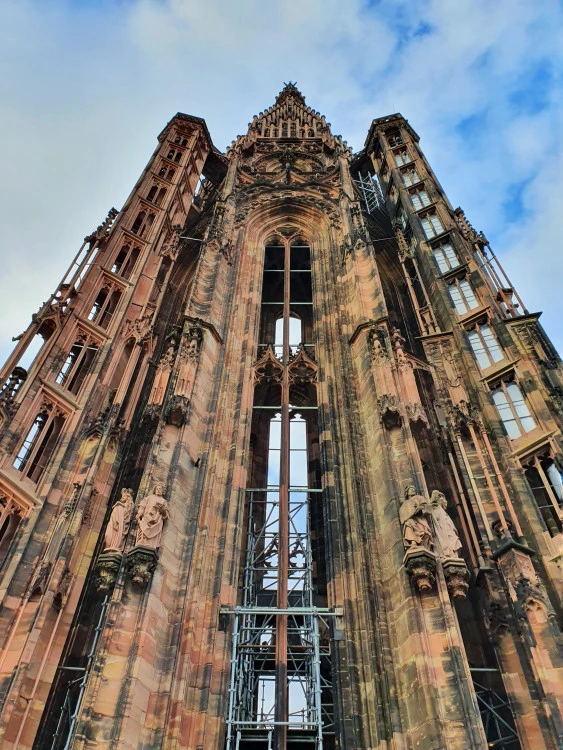 tour image