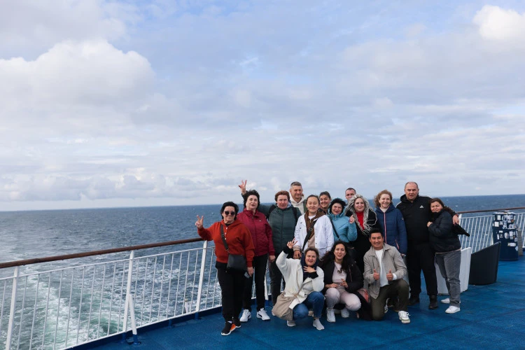 tour image