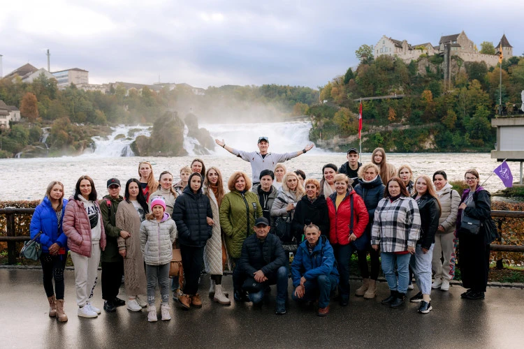 tour image