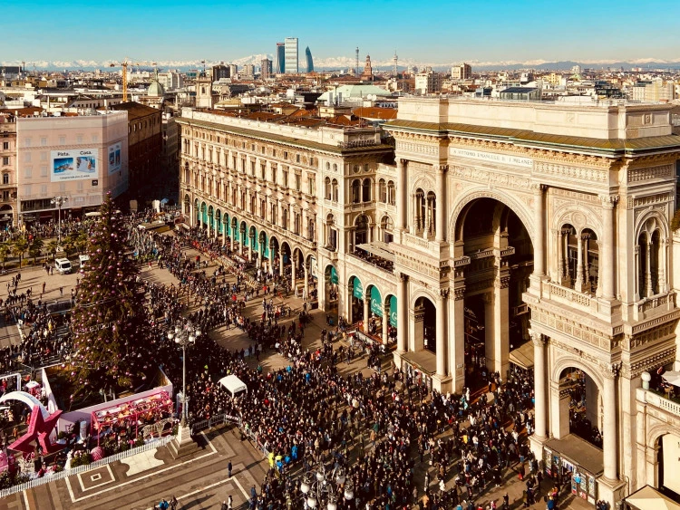 tour image